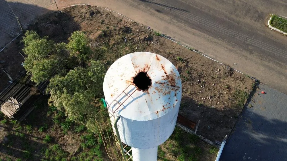 Carrasco Bonito, BRK distribui água com fezes de urubus e ferrugem segundo informação de usuário