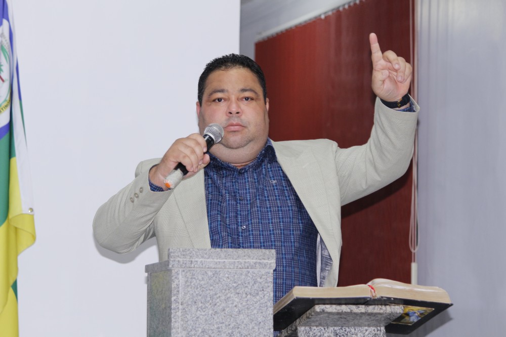 AUGUSTINOPOLIS, VEREADORES SOLICITAM REUNIÃO COM SECRETARIOS APÓS NEGATIVA DE REVOGAÇÃO DE LEI