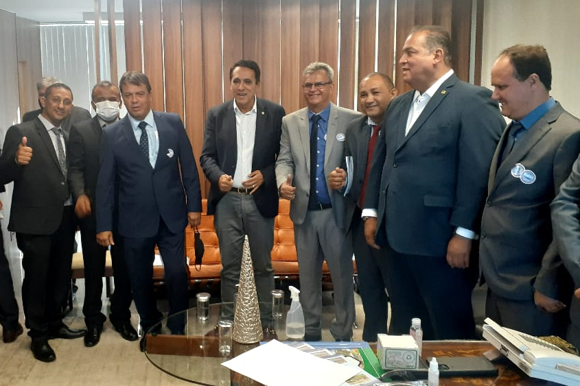 Carrasco Bonito – Prefeito eleito Nego do Foguim visita parlamentares em Brasília