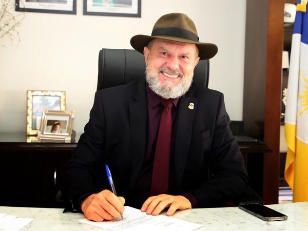 Governador Carlesse vai a São Paulo receber vacinas contra a Covid-19 destinadas ao Tocantins