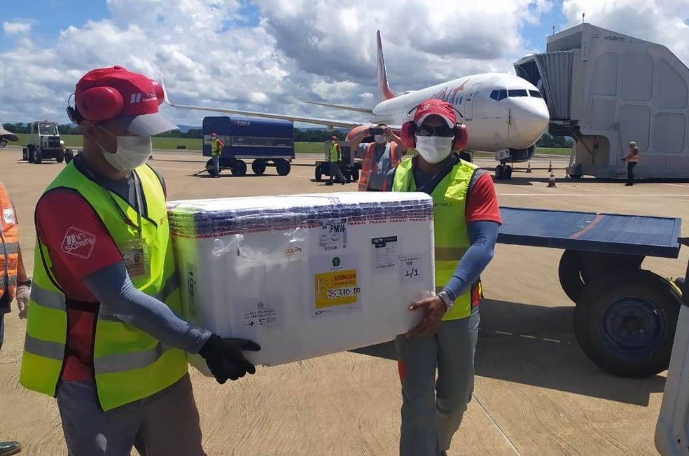 Mais 3,5 mil novas doses da vacina da AstraZeneca contra o coronavírus chegam ao Tocantins
