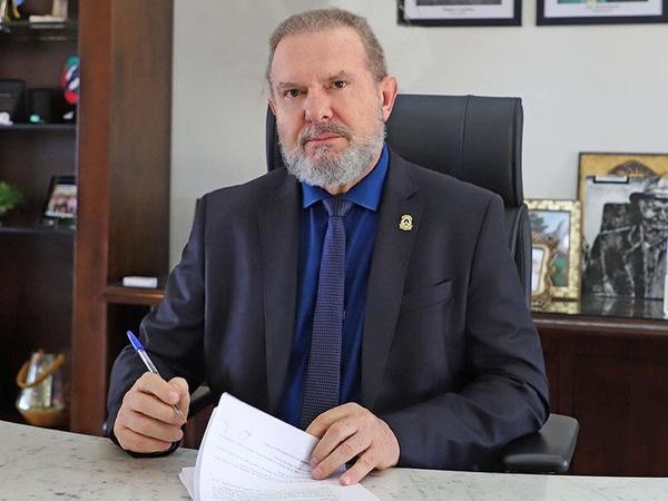 Governador Carlesse prorroga medidas de combate e prevenção à Covid-19 até 30 de abril