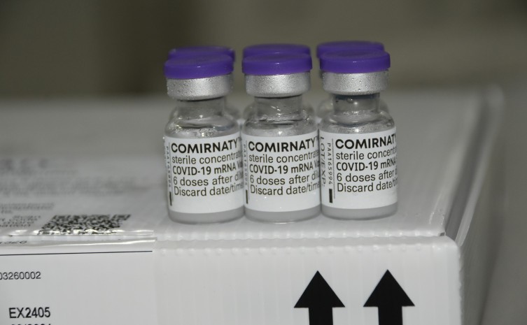 Governo do Tocantins autoriza início imediato da vacinação de profissionais da educação