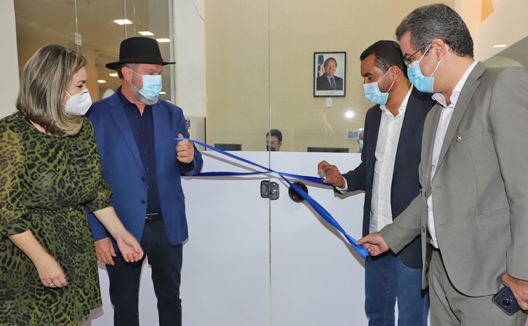 Governador Mauro Carlesse inaugura agência do Detran no Palmas Shopping