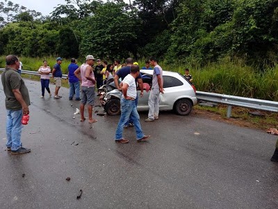 ACIDENTE NA BR 222 DEIXA DUAS PESSOAS MORTAS