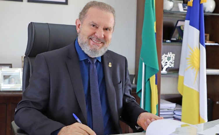 Governo do Tocantins mantém adiantado pagamento dos servidores