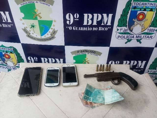 Homem armado invade empresa de energia elétrica e rouba celulares e joias de funcionários