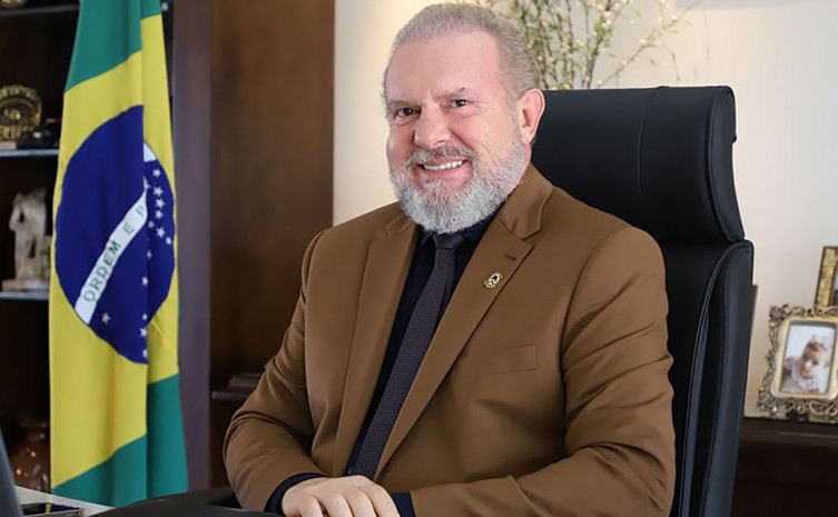 Governador Carlesse comemora aprovação do Curso de Medicina em Augustinópolis pelo Conselho Estadual de Educação