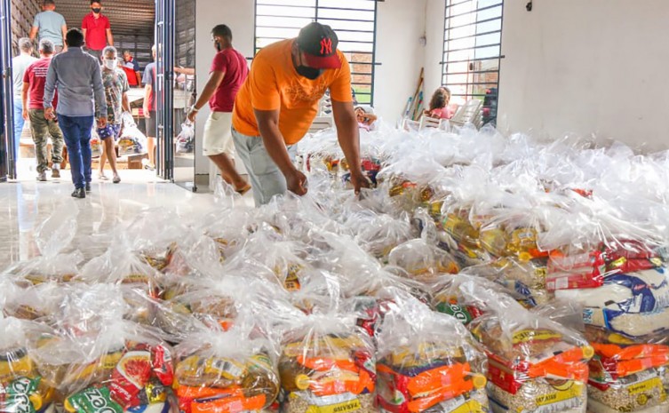 Governo do Tocantins entrega mais de 140 toneladas de alimentos em 44 cidades tocantinenses