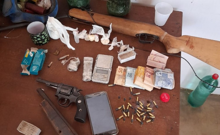 Em Rio Sono, Polícia Civil prende homem suspeito de praticar crimes diversos