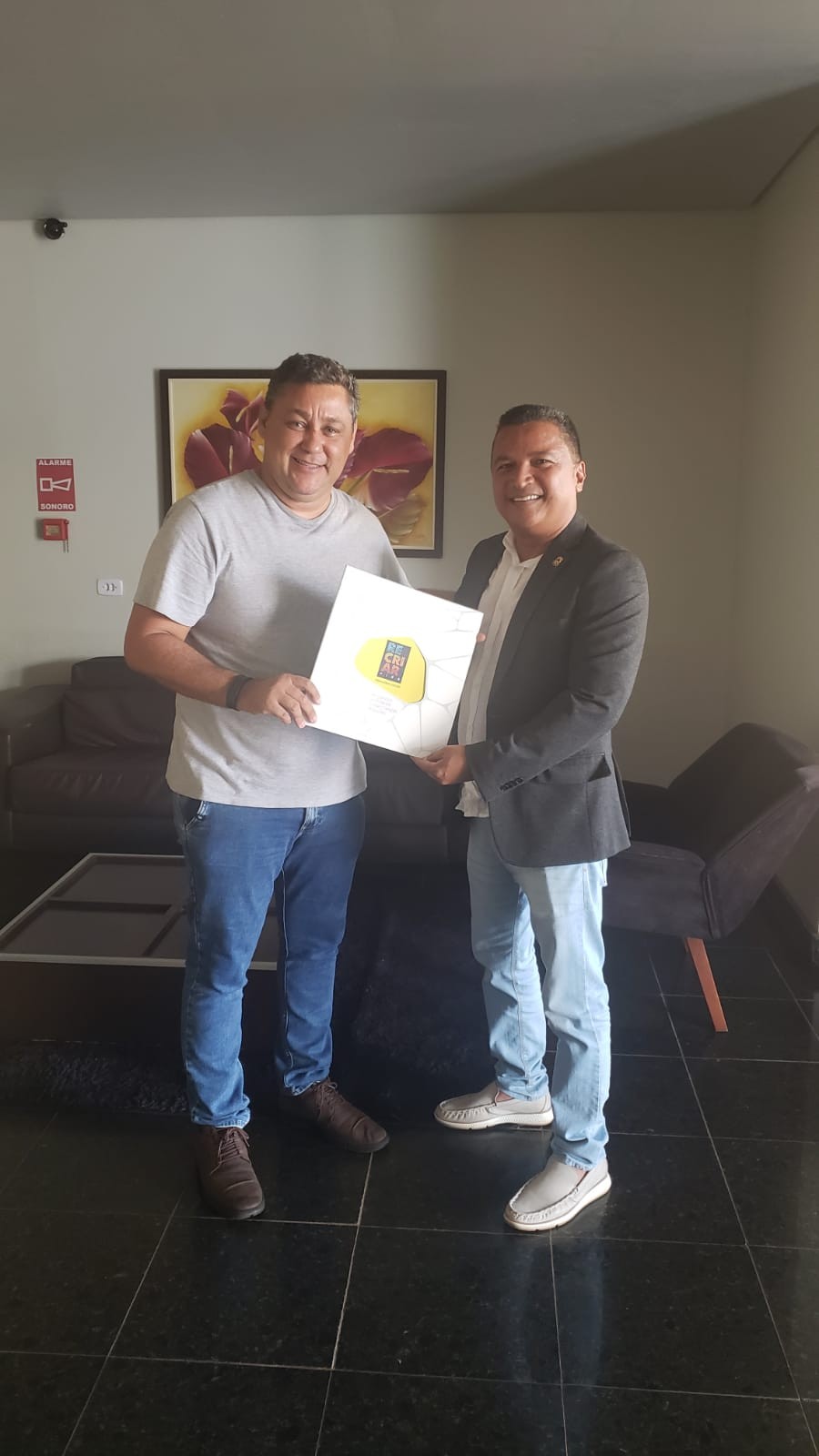 PROJETO RECRIAR VIDAS CHEGA AO BICO DO PAPAGAIO