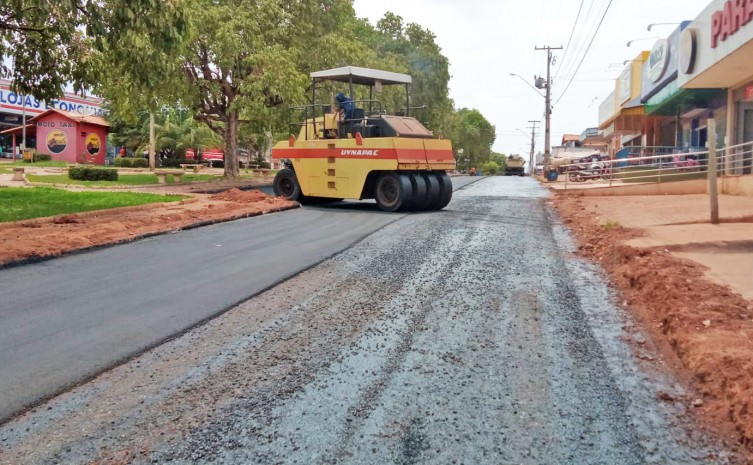 Governo do Tocantins inicia última fase da reconstrução do perímetro urbano de Augustinópolis e população comemora