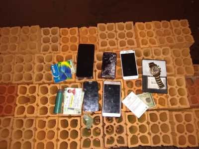 A partir de rastreamento de celular PM prende vários autores de roubo e recuperar aparelhos