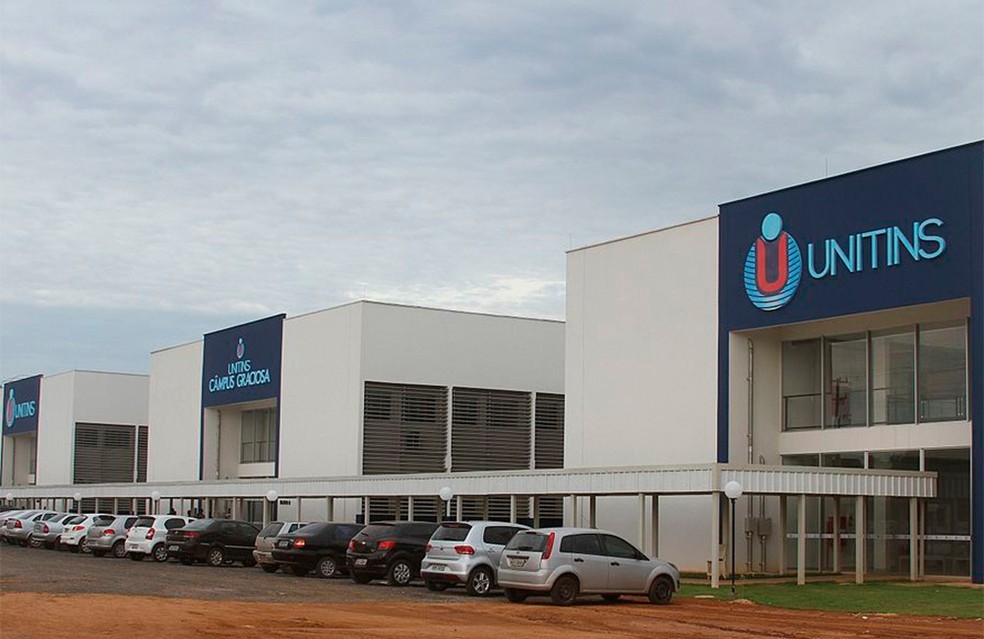 Unitins abre edital com 31 vagas para professores temporários; Salário pode chegar a R$ 7 mil