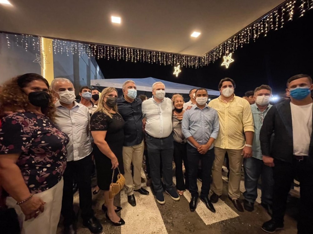 Laurez comemora inauguração do Shopping Araguaia e Ataídes Oliveira reconhece participação de Laurez na realização do empreendimento em Gurupi