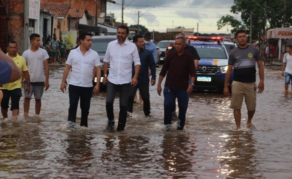 Governador Wanderlei Barbosa visita área alagada em Bela Vista e fala de providencias de urgência a serem adotadas para socorrer as famílias afetadas