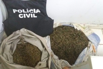 Polícia Civil prende três traficantes e aprende mais de 7kg de drogas e 13 mil reais em espécie