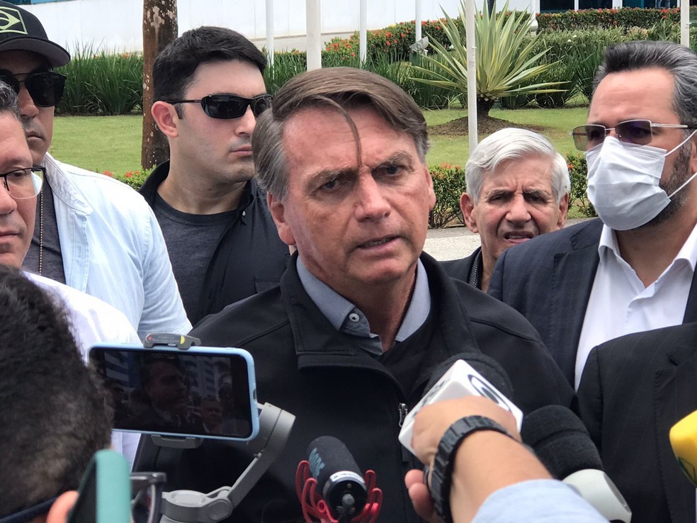 Bolsonaro prevê 11 trocas de ministros que vão disputar eleição: 'Pacotão'