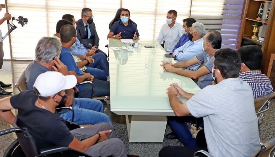 Governador Wanderlei Barbosa autoriza estudo de viabilidade para revisão de alíquota do ICMS em operações com gado