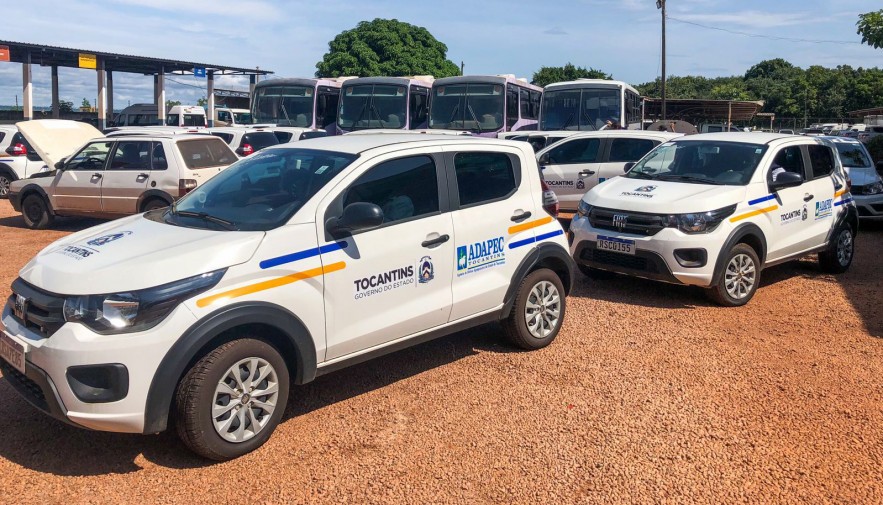 Governo do Tocantins entrega 48 veículos para fortalecer a defesa agropecuária no Estado
