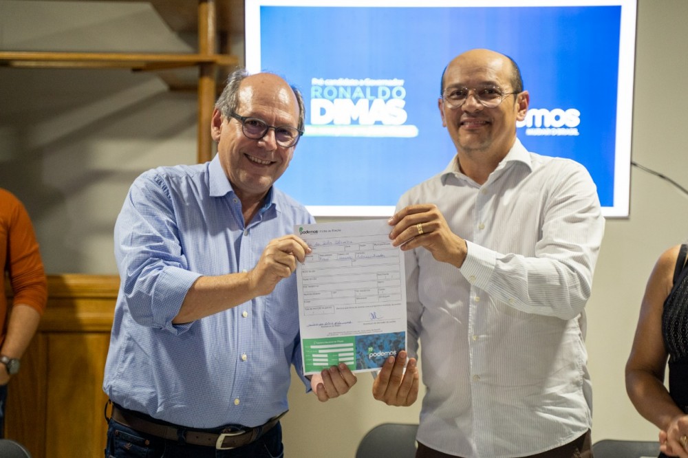 RONALDO DIMAS FILIA EX-PREFEITO DE AUGUSTINÓPOLIS AO PODEMOS COM A PRESENÇA DE VÁRIAS LIDERANÇAS DA REGIÃO DO BICO DO PAPAGAIO