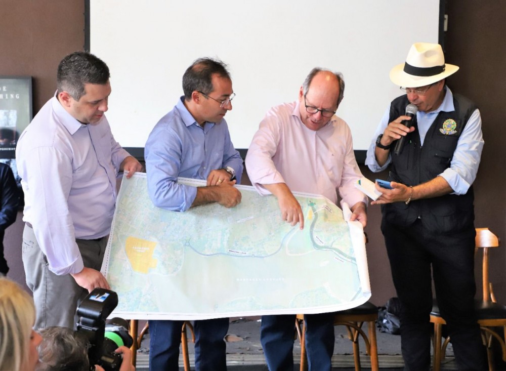 Em Araguaína, Dimas apresenta programa turístico para o Tocantins ao ministro do Turismo