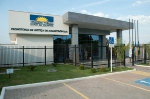 Após notificação do MP corte de árvores é suspenso em Augustinópolis