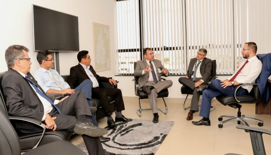 Em visita ao novo superintendente da PF no Tocantins, secretário de Segurança Wlademir Costa ressalta a importância da parceria entre as instituições