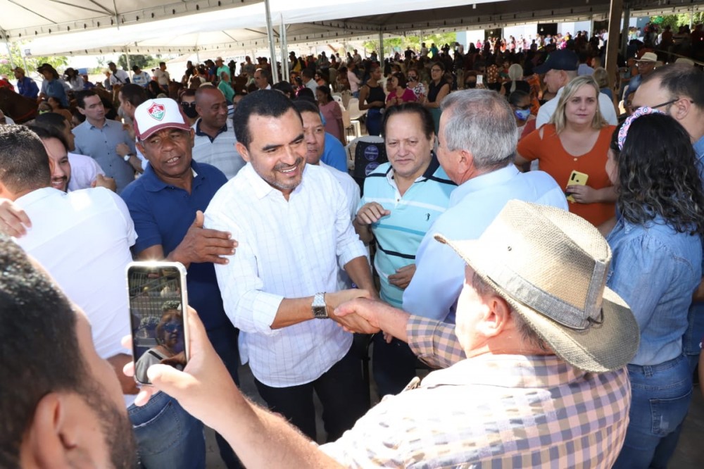 Governador Wanderlei Barbosa participa de missa do vaqueiro em Taguatinga e destaca importância tradicional do evento no calendário cultural tocantinense