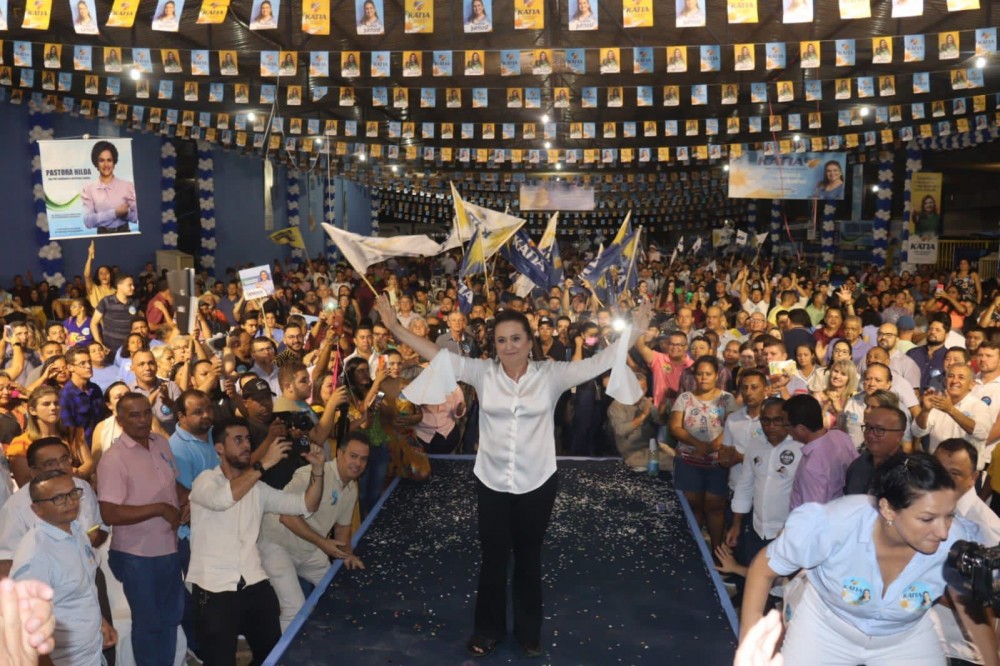 Kátia registra candidatura e confirma a sua independência na disputa ao Senado