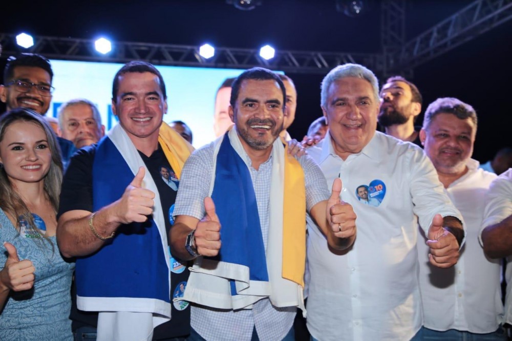 Governador Wanderlei Barbosa é recebido com festa por mais 4.000 pessoas em Araguaína