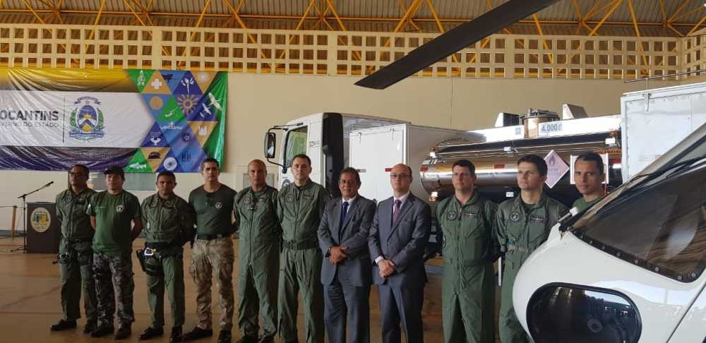 Governo faz entrega de aeronave para Polícia Militar e de caminhão tanque para Secretaria de Segurança Pública