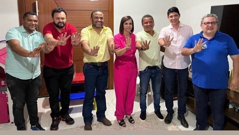 Professora Dorinha recebe o apoio importante dos prefeitos de Axixá, Doutor Auri, de Paraíso, Celso Moraes, do ex-prefeito de Cristalândia, Batatinha, e Jajá de Chapada de Areia