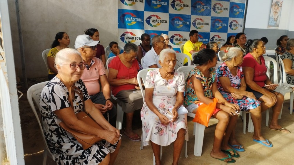 Carrasco Bonito recebe o Projeto Visão Total