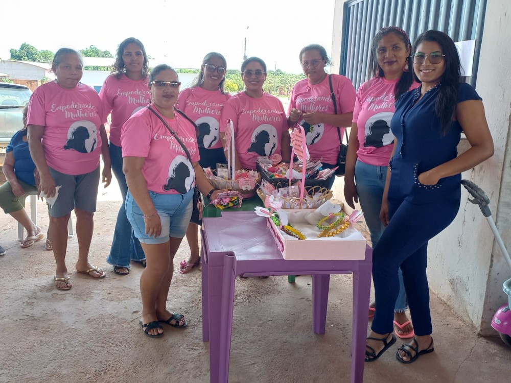 Prefeitura Municipal de Carrasco Bonito realiza dia da quebradeira de coco babaçu