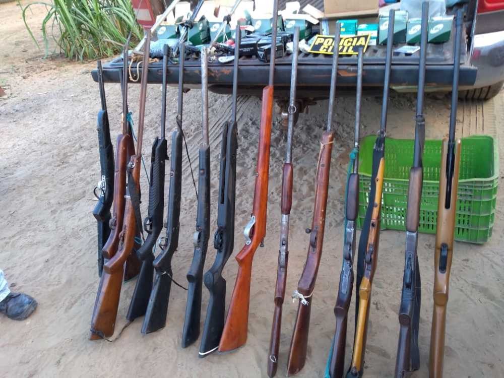 Polícia Civil deflagra operação “Jagunço” prende quatro suspeitos e apreende 24 espingardas no interior do Estado