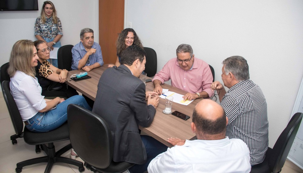 Vice-governador Laurez Moreira discute avanços na defesa agropecuária