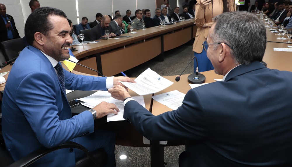 Governador Wanderlei Barbosa destaca cadeias de pescado e do mel como prioridades durante reunião com ministro da Integração Regional, Waldez Góes