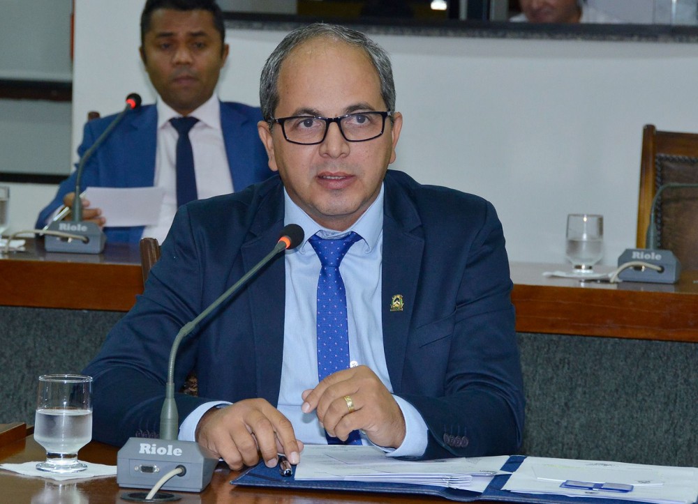 Projeto Vaquerama - Wiston Gomes solicita ampliação do prazo de validade dos exames negativos de Anemia e Mormo