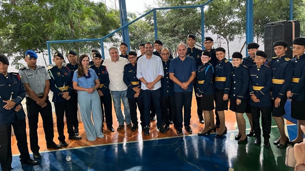 Ao lado do Governador Wiston Gomes entrega obras no Bico do Papagaio