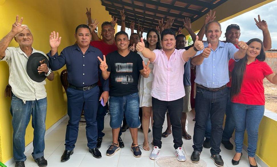 Deputado Wiston Gomes visita lideranças em Carrasco Bonito