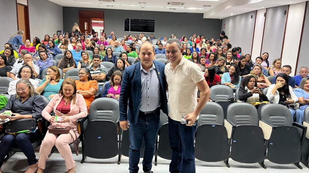 Wiston Gomes destaca importância da participação feminina na política durante evento com vereadoras