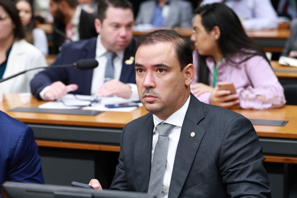 Vicentinho Júnior cobra da ANTT calendário de ações da duplicação da BR-153 no Tocantins