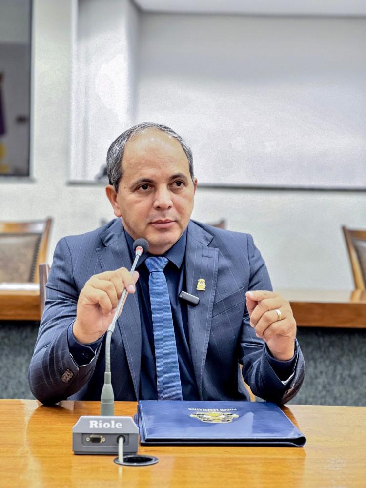 Wiston Gomes solicita construção do Hospital Maternidade em Araguatins