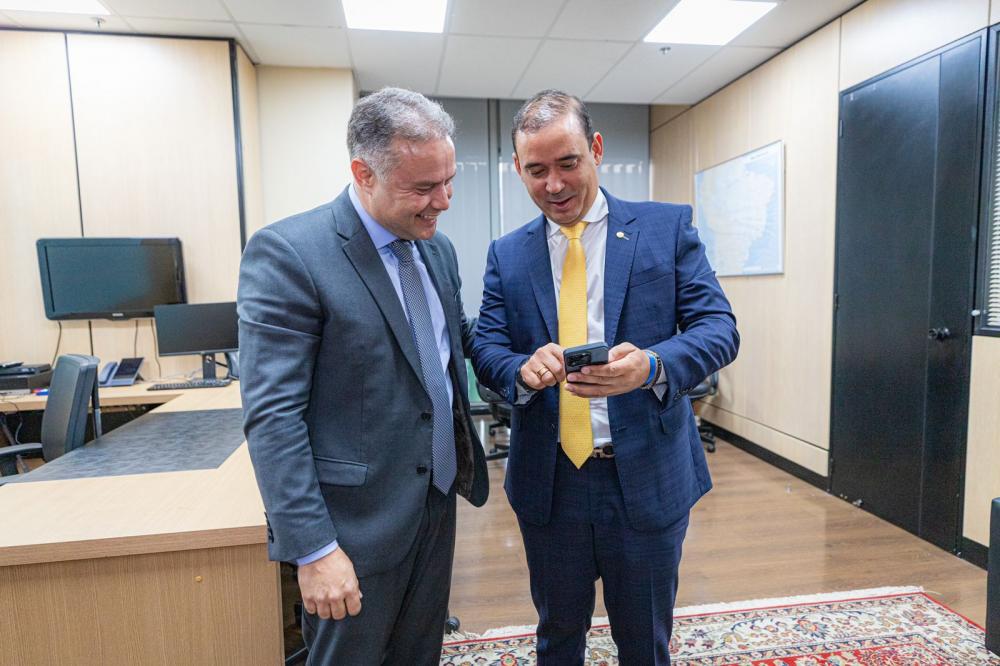 Ministro Renan Filho garante federalização da Rodovia que liga Porto a Palmas e inclusão de obras tocantinenses no PPA