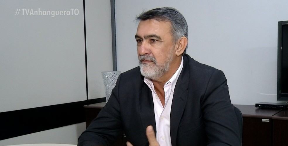 Deputado Amélio Cayres tem recursos bloqueados pela justiça após suspeita de desvio de dinheiro