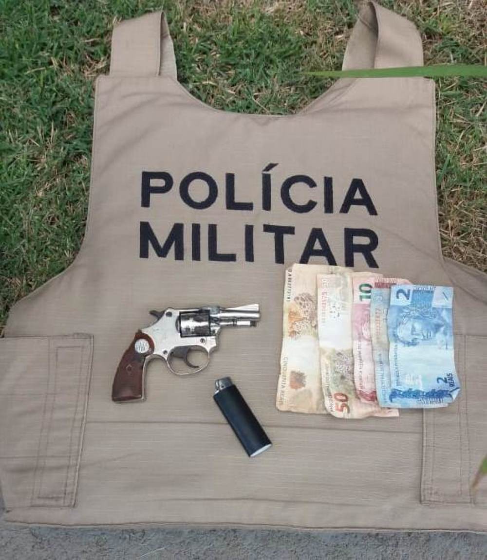 Homem é preso pela PM menos de meia hora depois de cometer roubo em Paraíso