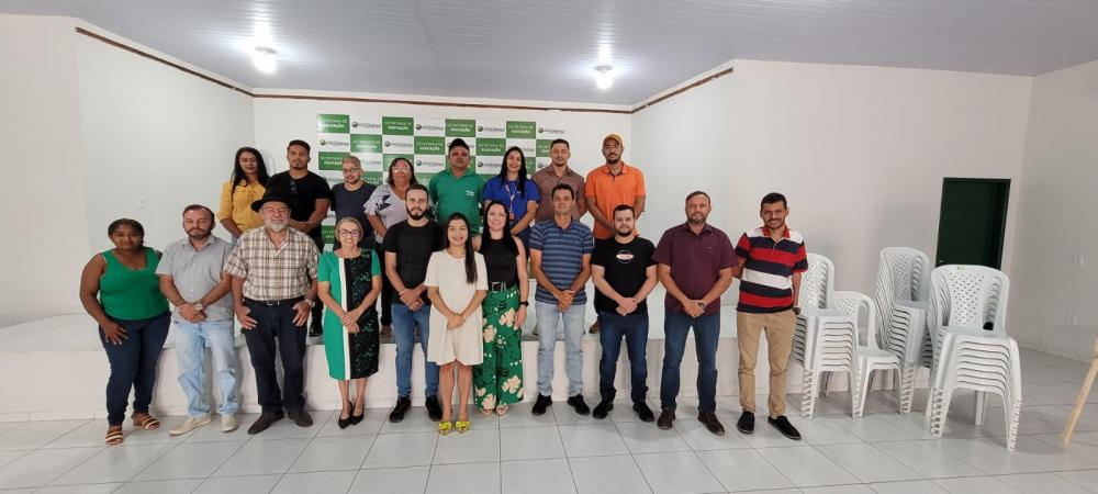 AUGUSTINÓPOLIS – Prefeito Antonio do Bar, participa de 1º encontro de modelagem da Rota do Queijo 