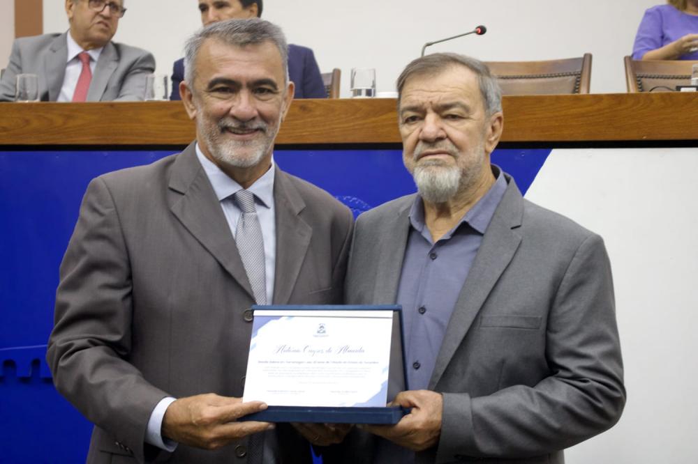 Augustinópolis: Antônio do Bar é homenageado pela ALETO em alusão a sua participação na evolução do estado ao longo desses 35 anos 