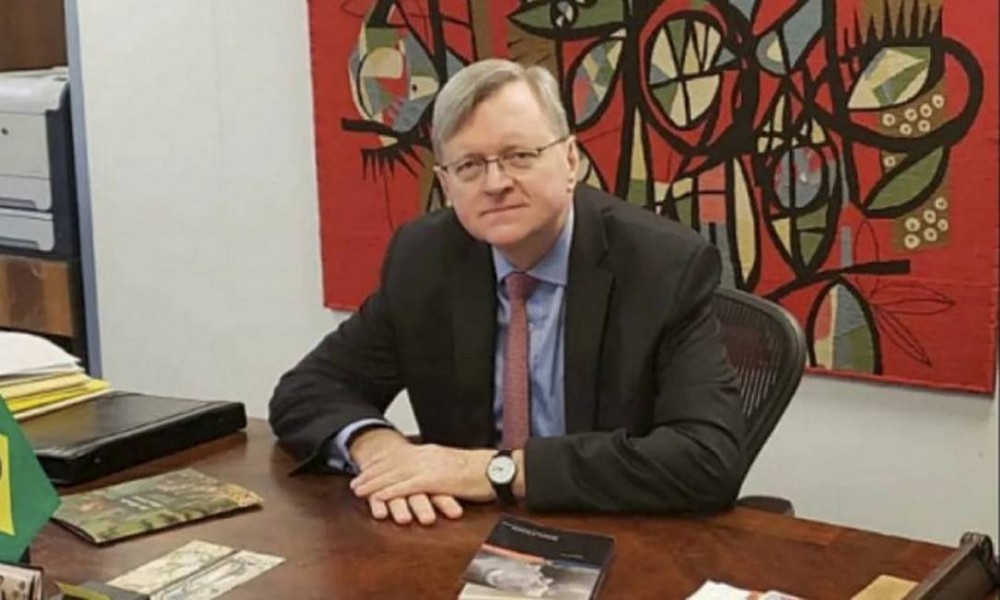 Bolsonaro indica Nestor Forster para embaixada do Brasil em Washington